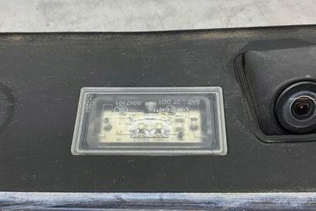 фото №8, Подсветка номера регистрационного bmw 7 f01, f02 7200035 3.0l дизель 180kw