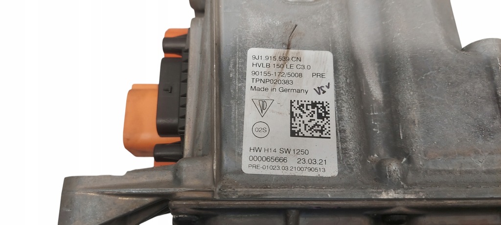 фото №8, Porsche taycan 9j1 модуль перетворювач напруги 9j1915539cn