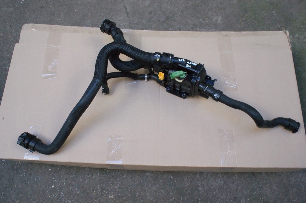 фото №1, Citroen peugeot 1.2 thp термостат корпус дроти