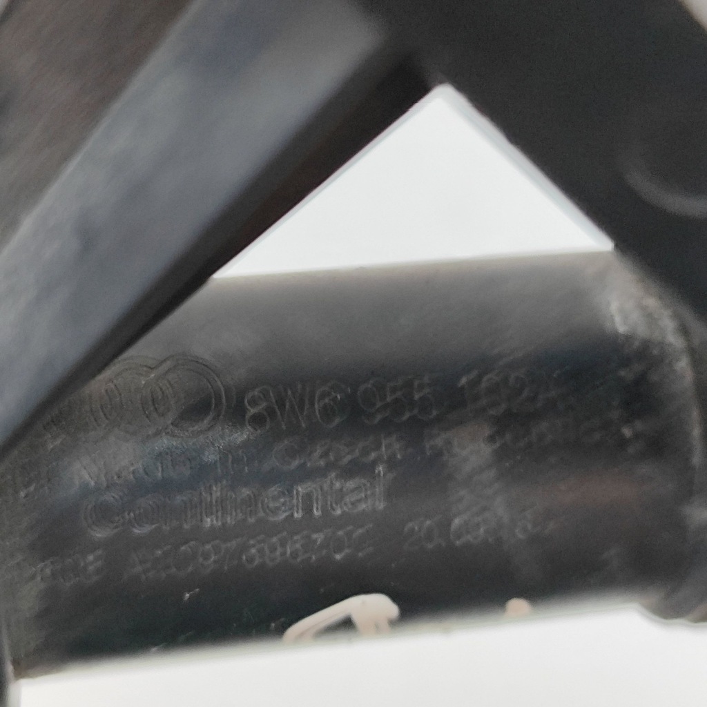 фото №7, Audi a5 2017 права сторона насадка розпилювача лампи передньої