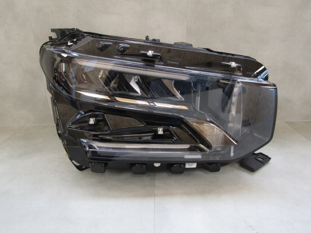 Купить Лампа перед citroen e-c3 c3 c3 aircross iv 4 led 24- rh правая 9851349080