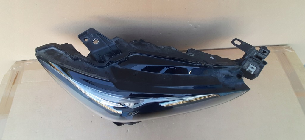 фото №10, Лампа перед права mazda 6 gl full led 18-