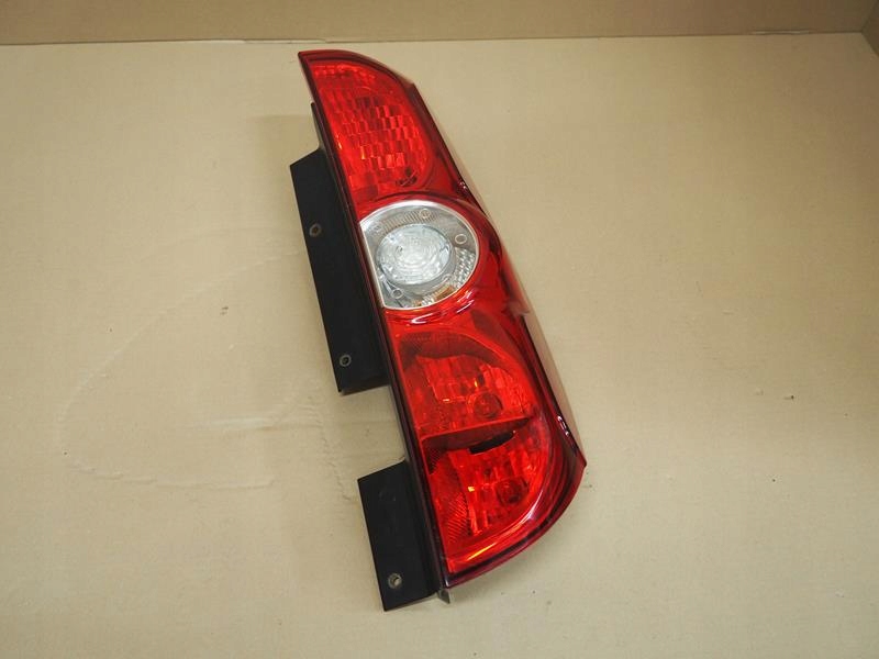 фото №1, Лампа правый задняя fiat doblo ii 51810673