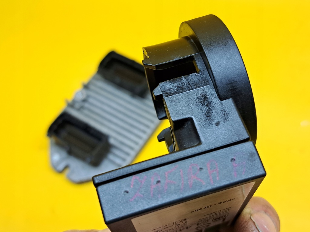 фото №10, Набор стартовый бортовой компьютер иммобилайзер pest zafira a 1,8 16v z18xe 09158726 125km .