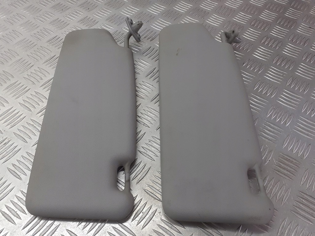 фото №1, Защита солнцезащитная левая правая volvo v40