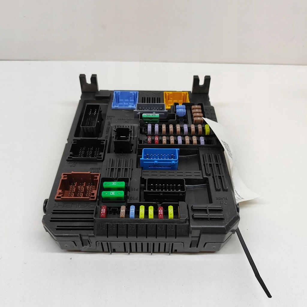 фото №1, Opel grandland x 2021 рамка / модуль запобіжників