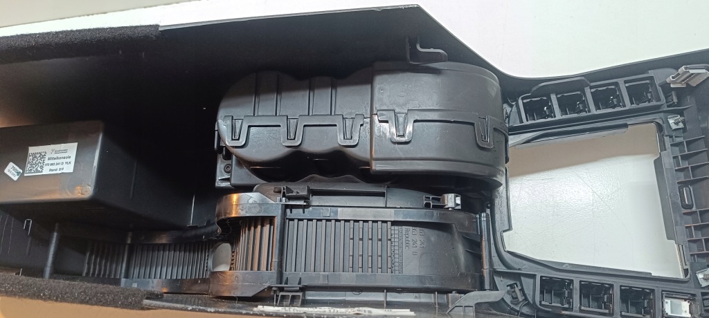 Skoda superb ii 2008- туннель средний салона 3t0863241d оригинал полный Недорого