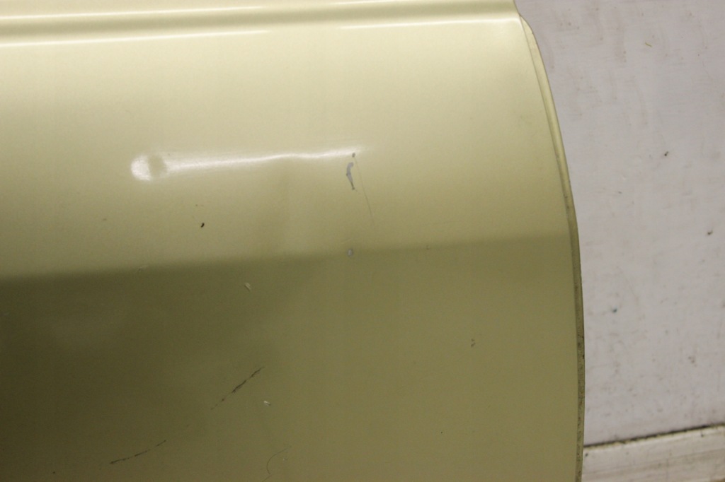 Lexus is is200 универсал 98r- дверь правое  задняя задняя с Разборки