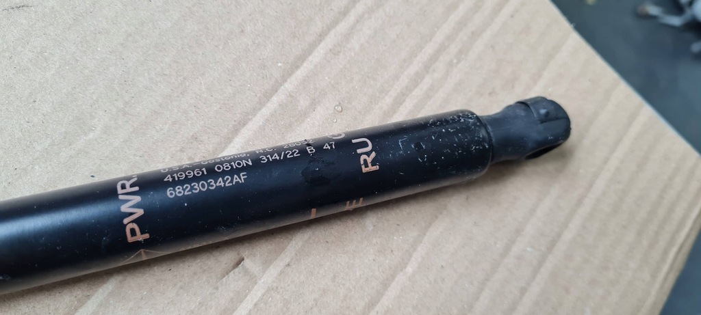 фото №8, Chrysler pacifica 2022 амортизатор привод крышки багажника задняя 68230342af