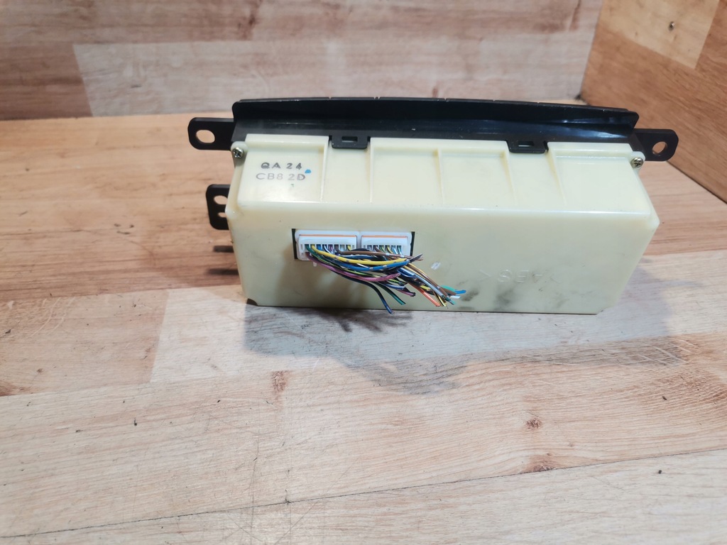 фото №10, Панель керування кондиціонера mazda premacy i