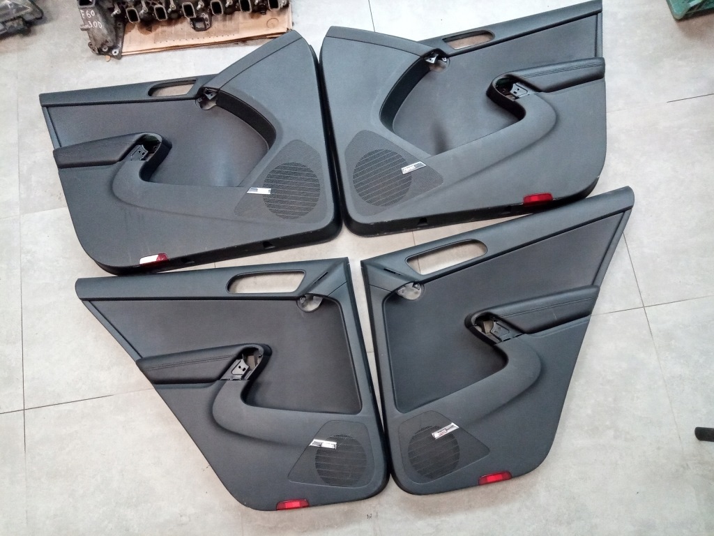 фото №13, Vw tiguan обшивки двері перед задня комплект шкіра