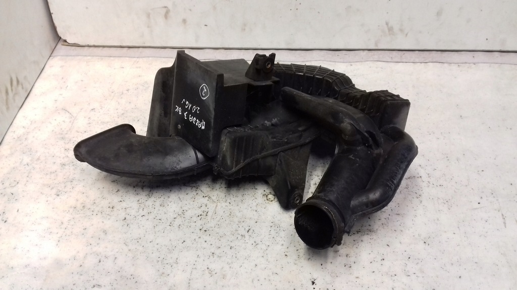 фото №8, Резонатор воздухозаборник воздуха mazda 3 bk 2.0 16v 03-09