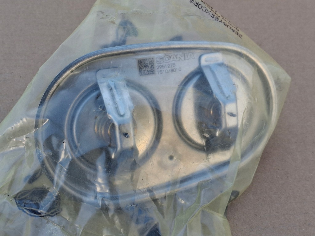 фото №2, Scania p g r 10-17 термостат новий оригінал 75 / 80 2951275