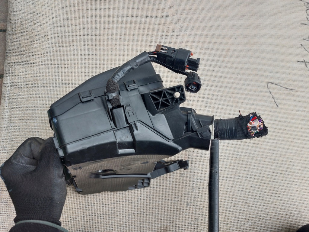 фото №10, Коробка запобіжників lexus ct 200h 15r 82662-76011