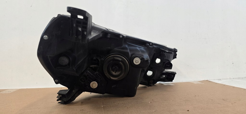 фото №7, Toyota hilux viii 8 лампа передняя левая перед обычная org