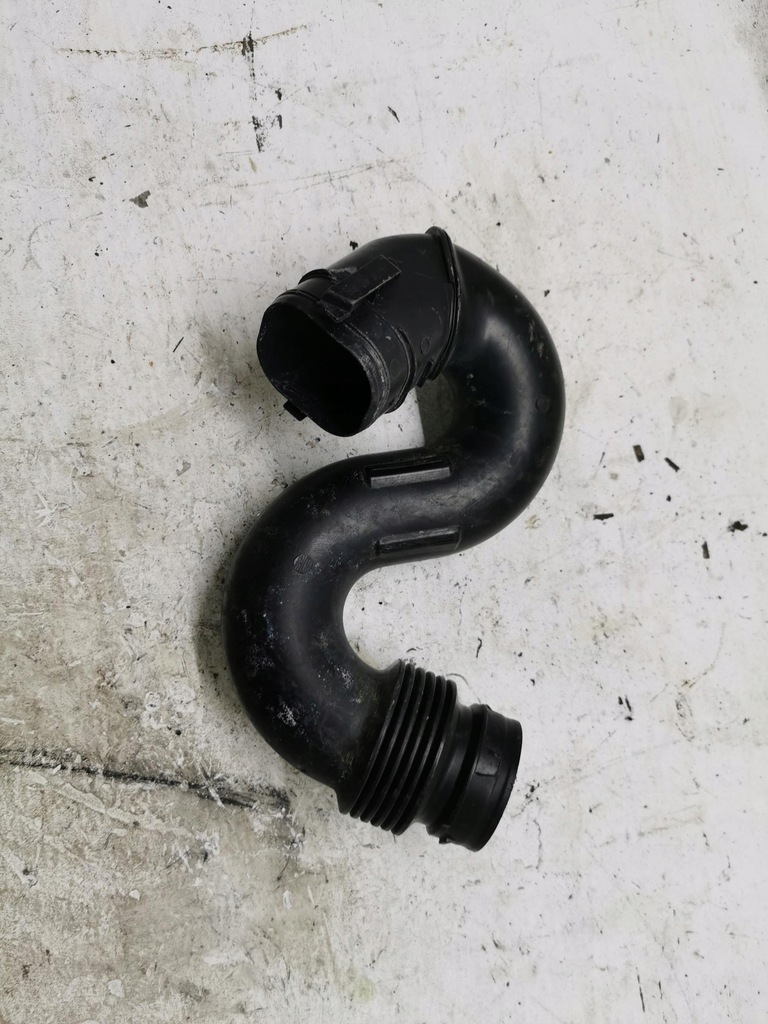 фото №2, Труба воздуха renault clio iv 0.9 tce 165001258r