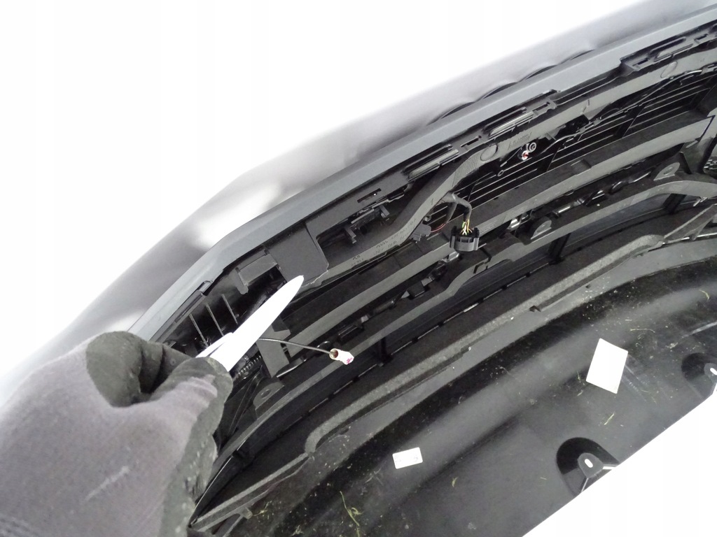 фото №11, Бампер перед передний audi e-tron 4ke s s-line