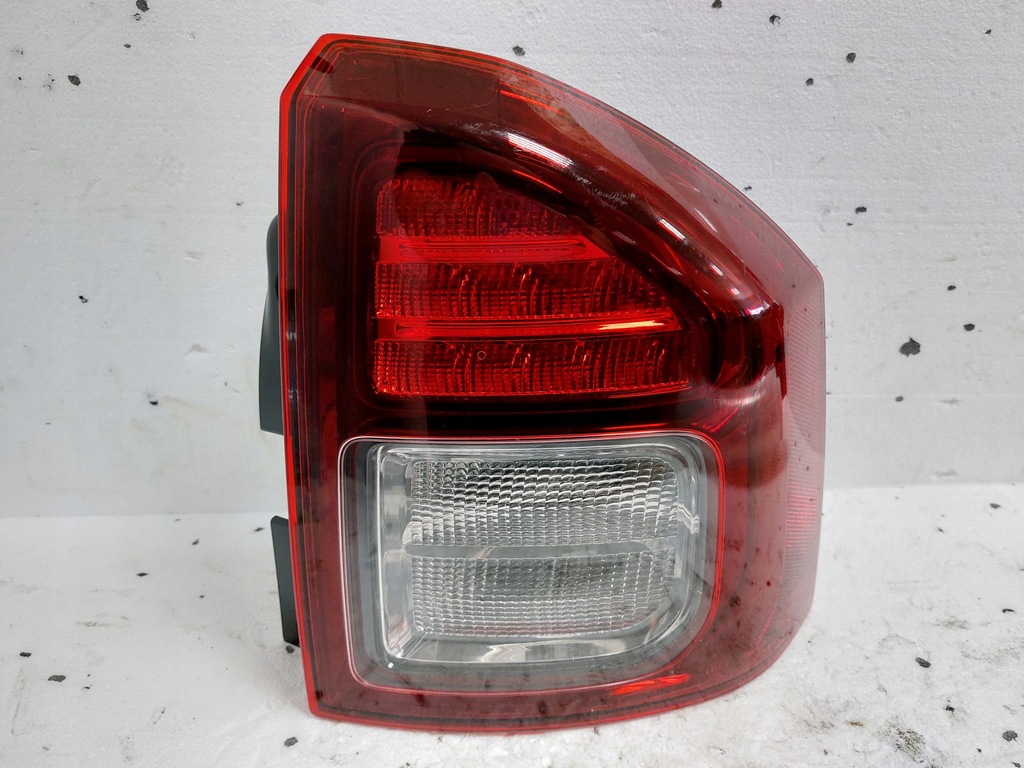 фото №1, Лампа задняя правая led jeep compass i lift 14-17