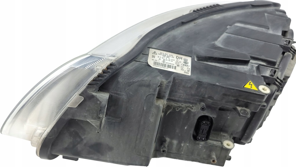 Audi a6 c6 рестайлинг  фара передняя перед правый  bi-xenon поворотный led 4f0941030dh Недорого
