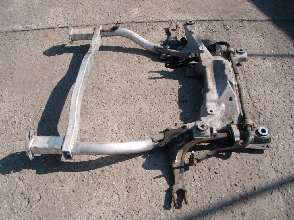 фото №1, Peugeot 407 04-11 подрамник подрамник pod двигатель
