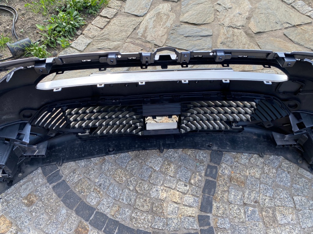 фото №12, Citroen c4 iii 3 бампер накладка решётка перед 9834692580 оригинал