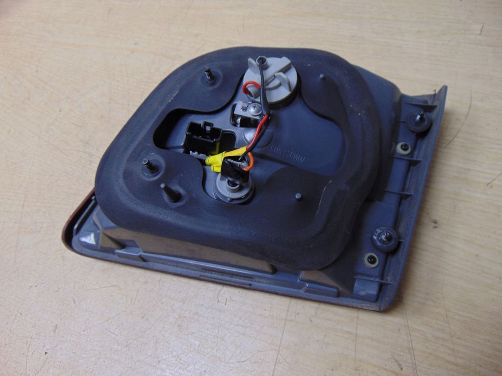 фото №8, Лампа левая задняя w крышка kia magentis ii europa