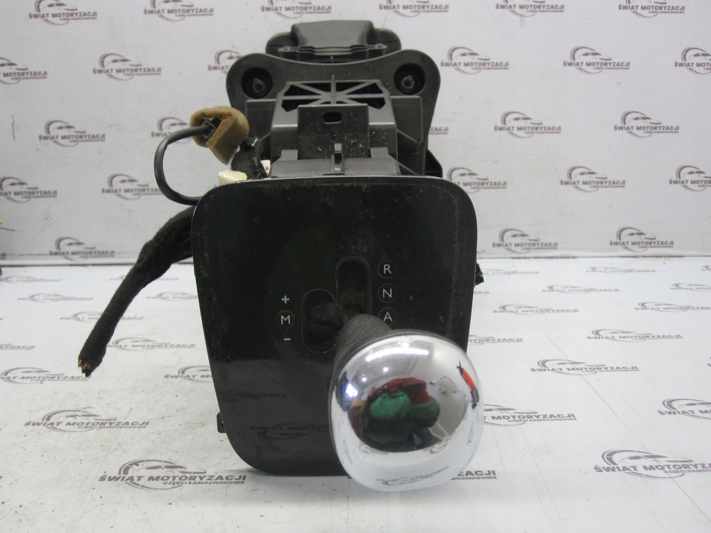 фото №7, Peugeot 3008 i 11r домкрат ручка коробки передач 96721270ze автоматична коробка передач