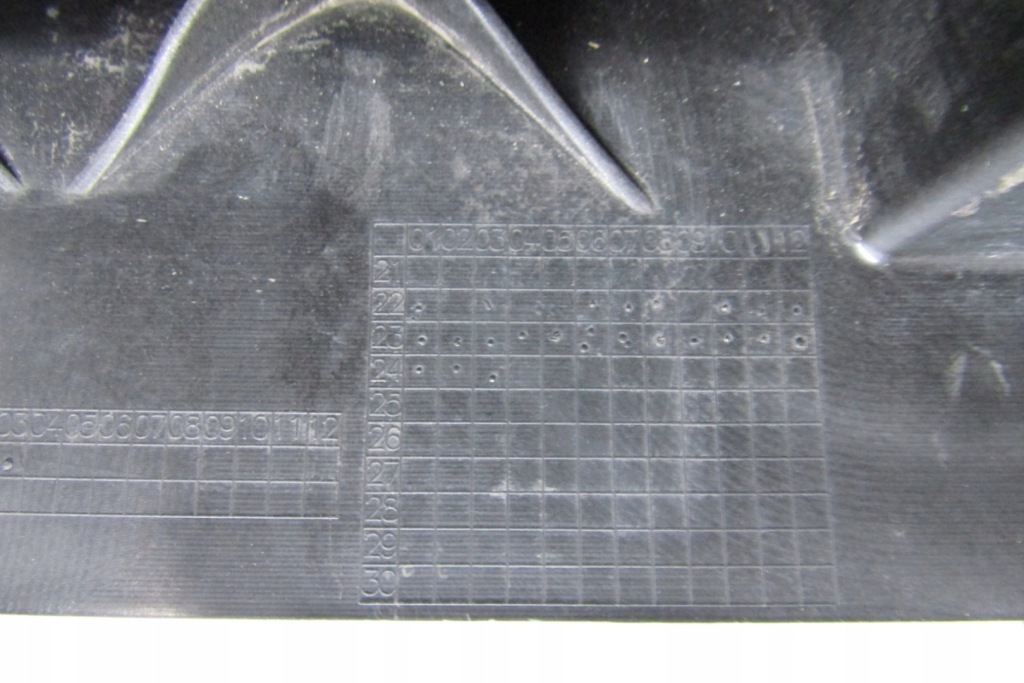 фото №13, Молдинг поріг права mercedes glc x 254 22- підніжка кронштейн каркас