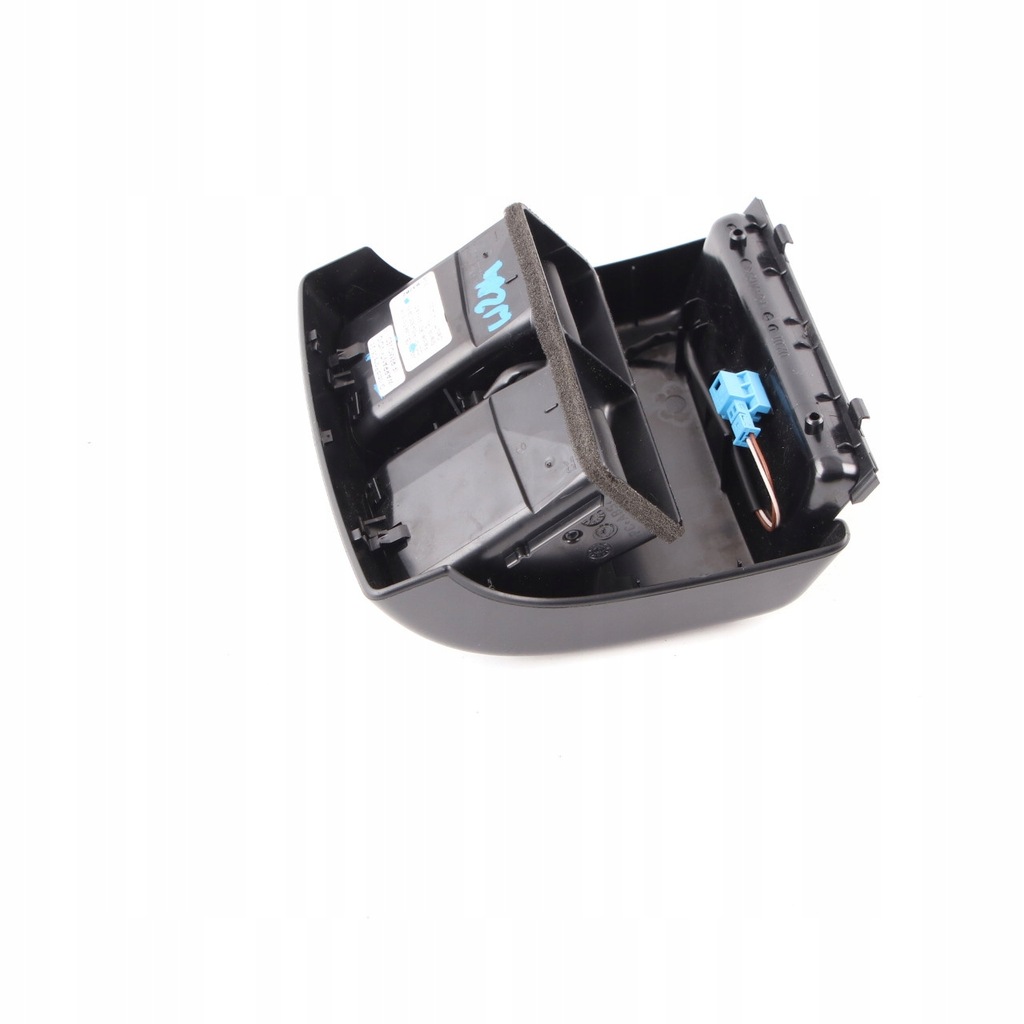 фото №12, Mercedes w204 решітка обдув консолі центральної a2048300954