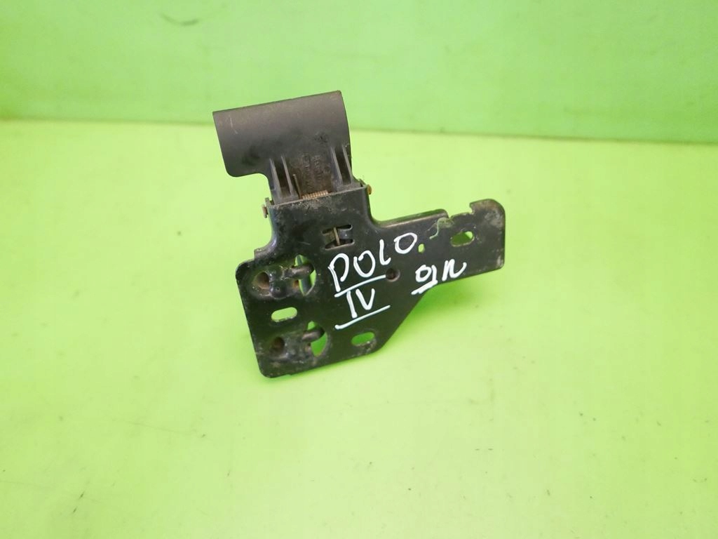 фото №5, Засов капот крышки перед vw polo iv 9n hb 01-05