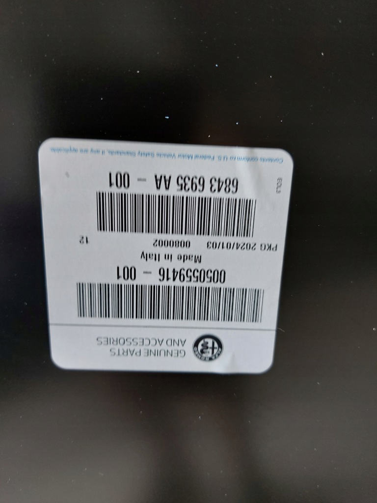 Капот крышка двигателя alfa romeo giulietta новая оригинальная 50559416 Цена