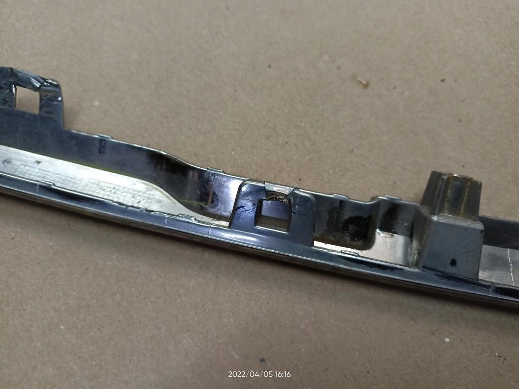 фото №5, Молдинг нижня w решітка радіатора master iv