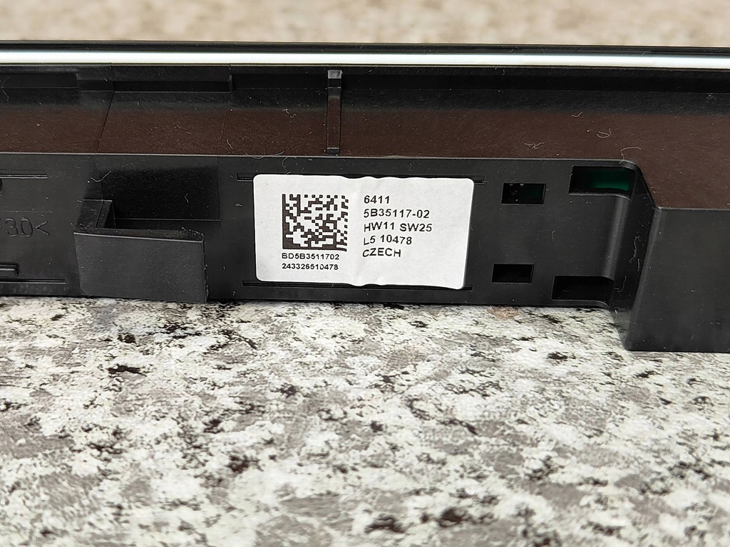 фото №8, Bmw 5 g60 g61 панель сенсорный панели kryształ europa 5b35117