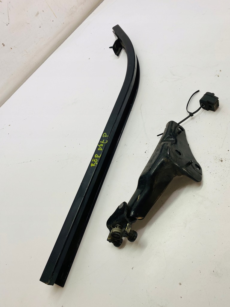 фото №1, Направляющая ролик правая нижняя berlingo partner iii