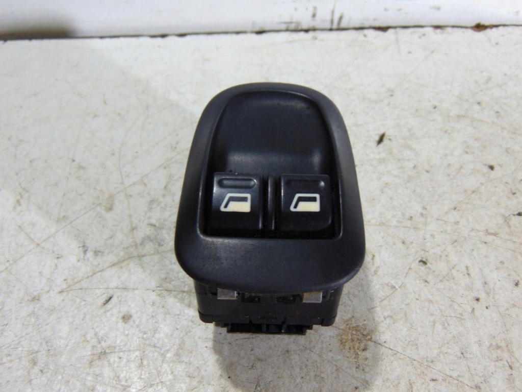 фото №1, Панель кнопки вікон лівий перед 6 pin peugeot 206