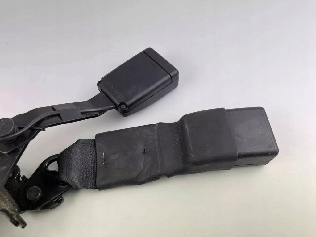 Замок поперечина середнього citroen ds7 crossback 6358909b Київ