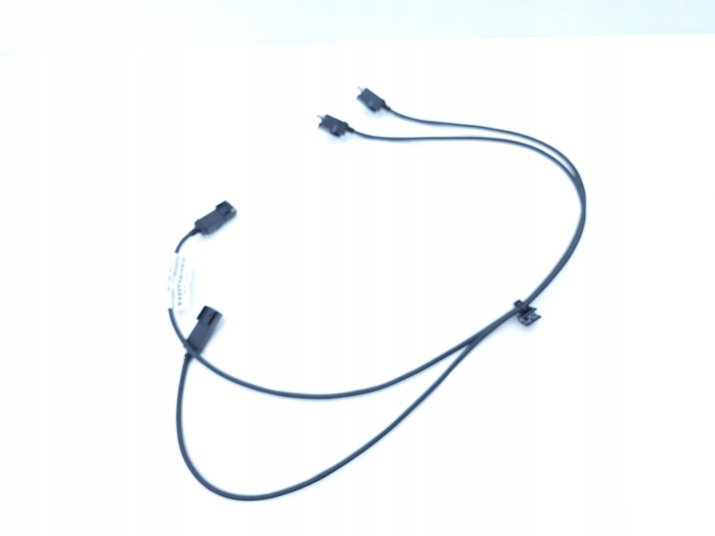 Tesla model s 2016 роз'єм / з'єднувач usb в Україні