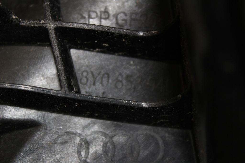 фото №6, Усилитель кронштейн решетка audi a3 8y 8y0853949