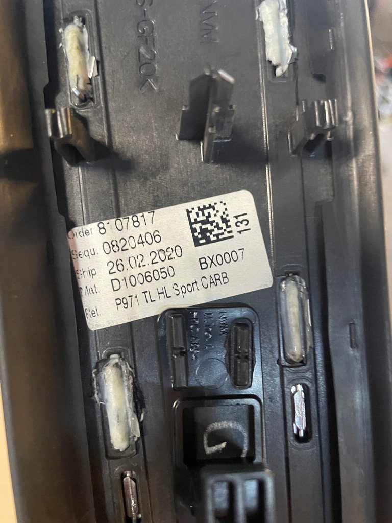 фото №4, Porsche panamera 971 молдинг dekor двері лівий задня карбон