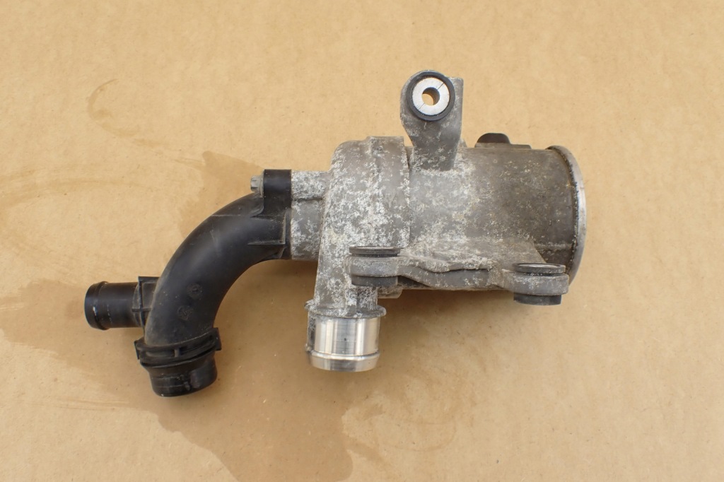 фото №12, Дополнительная насос wody a2742000207 mercedes glc x253 2.0 cgi 274920