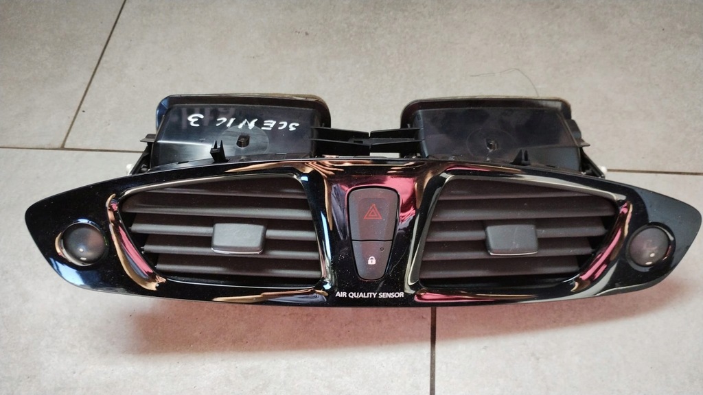 фото №1, Средняя решётка обдув renault scenic iii