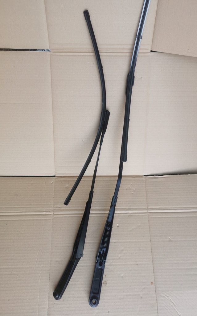 фото №1, Рычаг щетка дворники audi rs4 rs5 8w 8w1966408