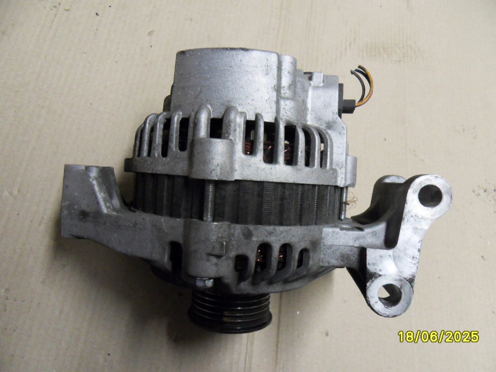 Генератор ford fiesta mk6 1.4 16v cal35162as Оригинал