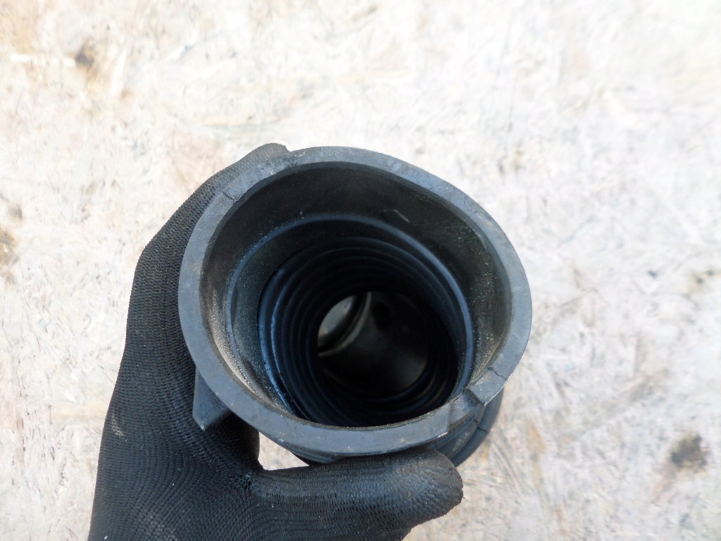 фото №5, Труба powiet турбины воздухозаборник toyota avensis t27 d4d