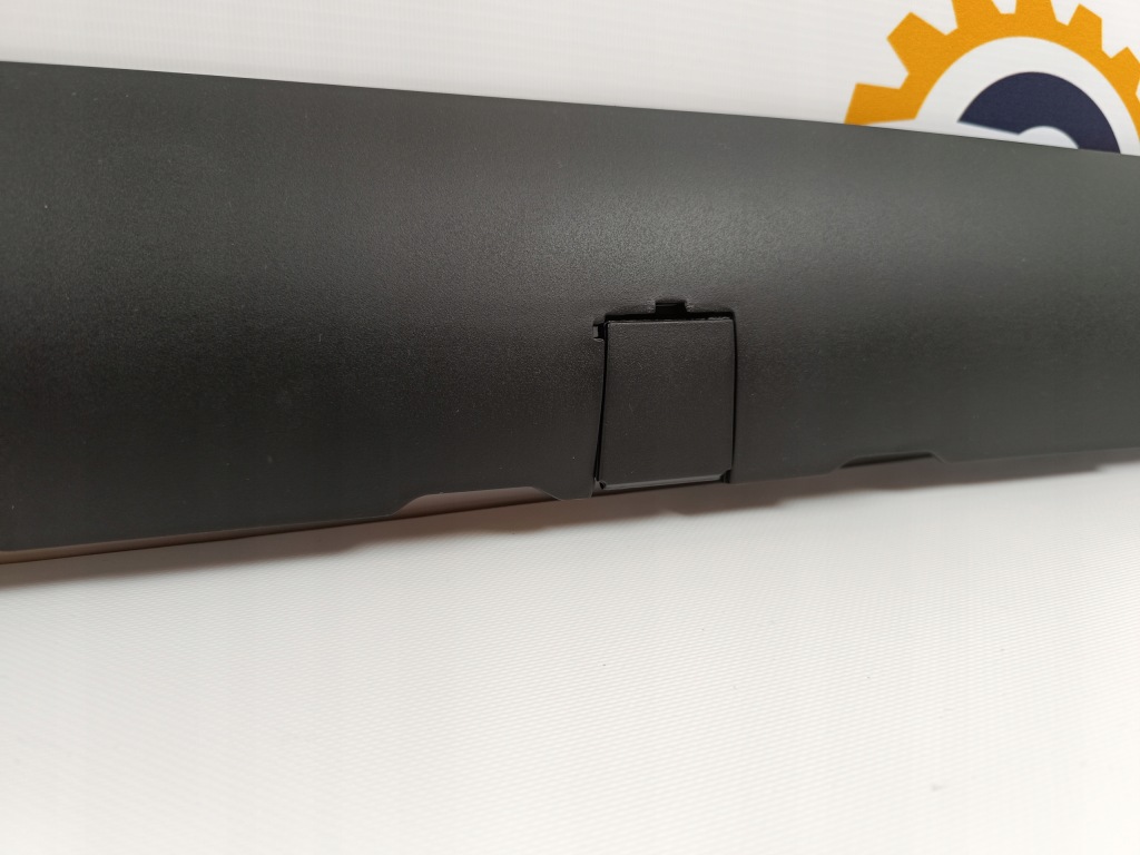 Tesla model 3 ліва накладка на поріг 1089828-00-d в Україні