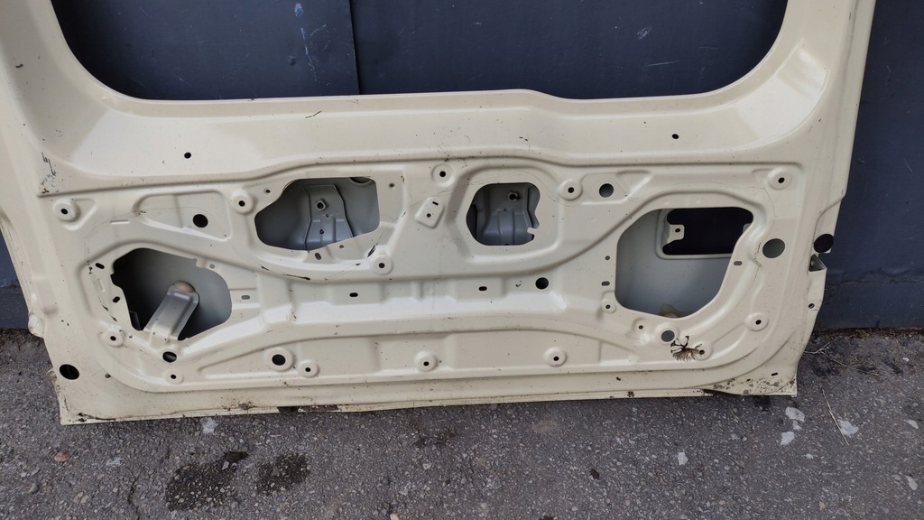 фото №10, Suzuki jimny iv 2018- крышка багажника багажника задняя