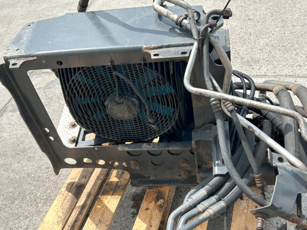 Привід had блок клапанів + бак оливи + радіатор + дроти arocs mp4 в Україні