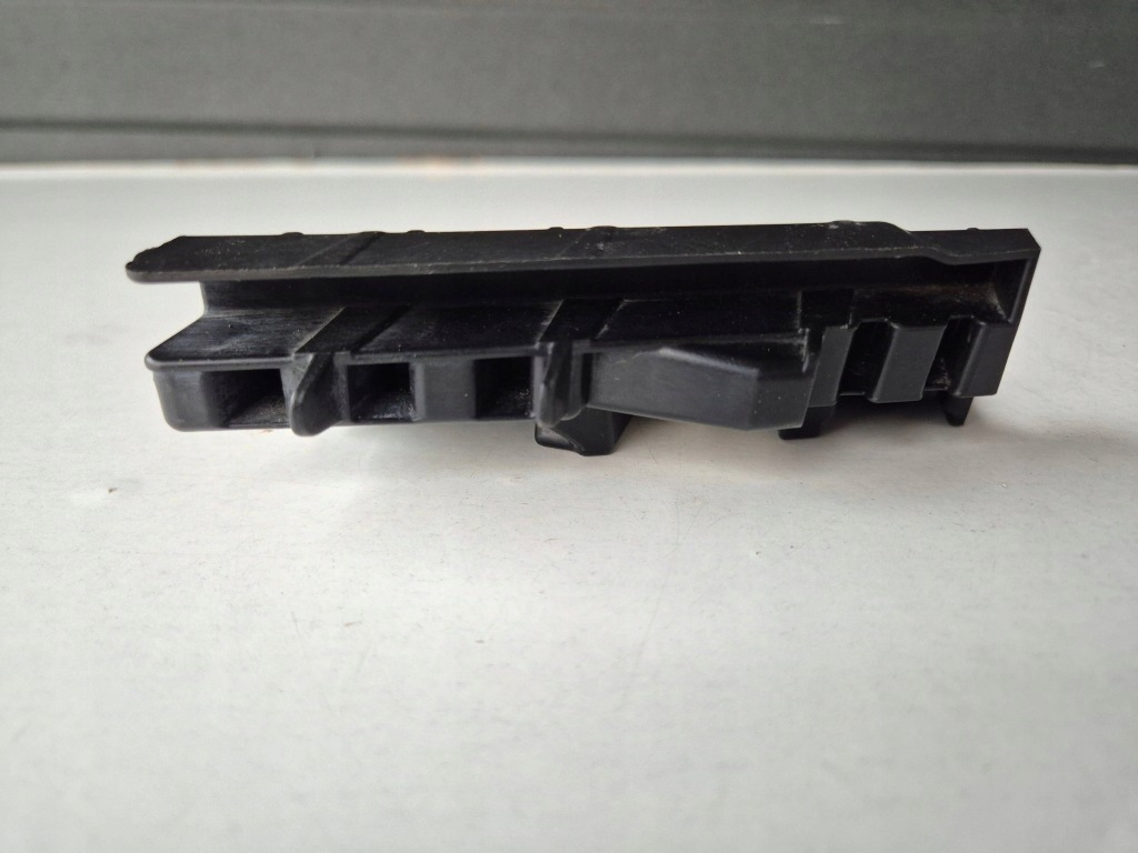 Направляющая направляющая фара левая bmw x1 f48 6311 7428741 Киев