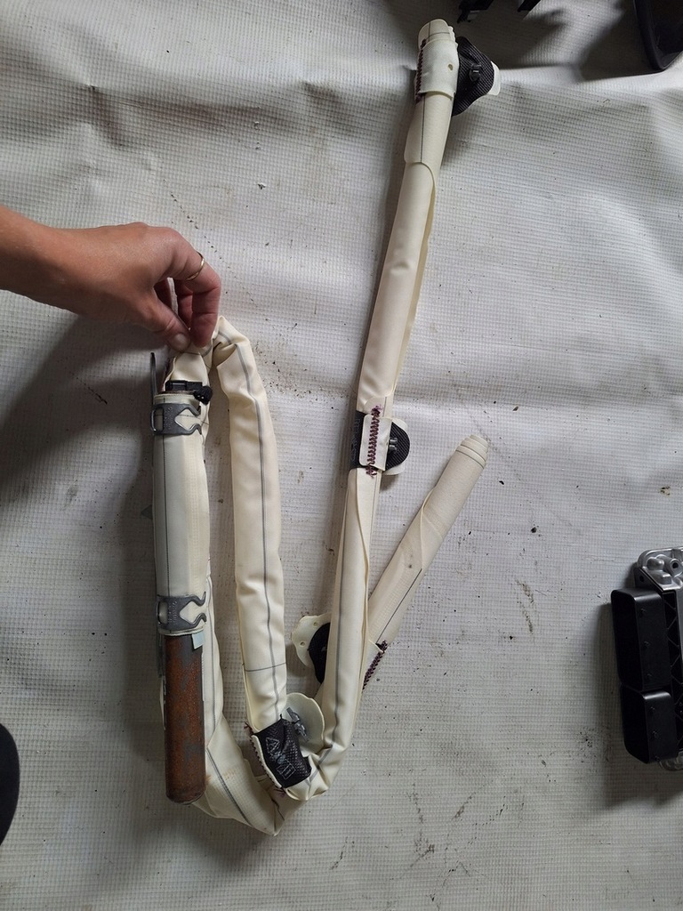 фото №1, Bmw f21 шторка безопасности левая оригинал