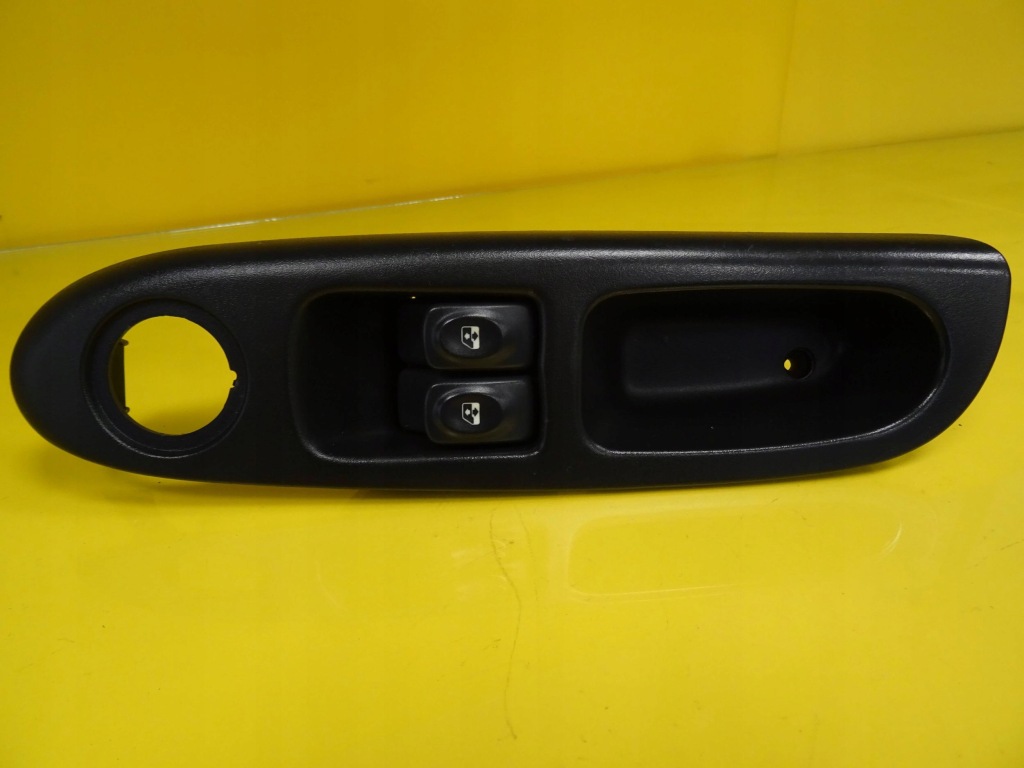 фото №1, Перемикач панель вікон renault clio ii 7700433531/429999k nr1957
